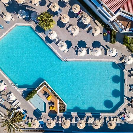 Hotel Niriides Beach โคลิมเบีย ภายนอก รูปภาพ